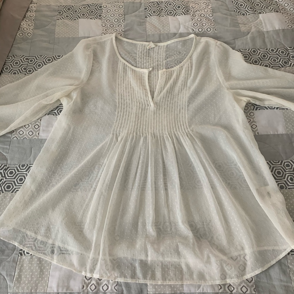 White tunic